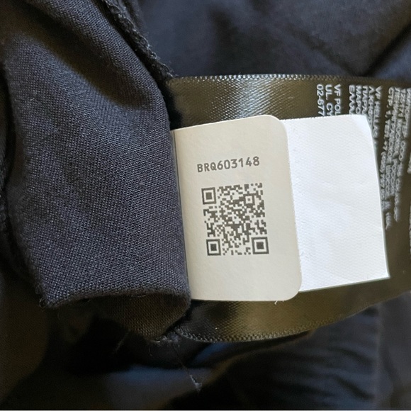 The North Face Men’s Field Cargo Pants In Black - Picture 6 of 7